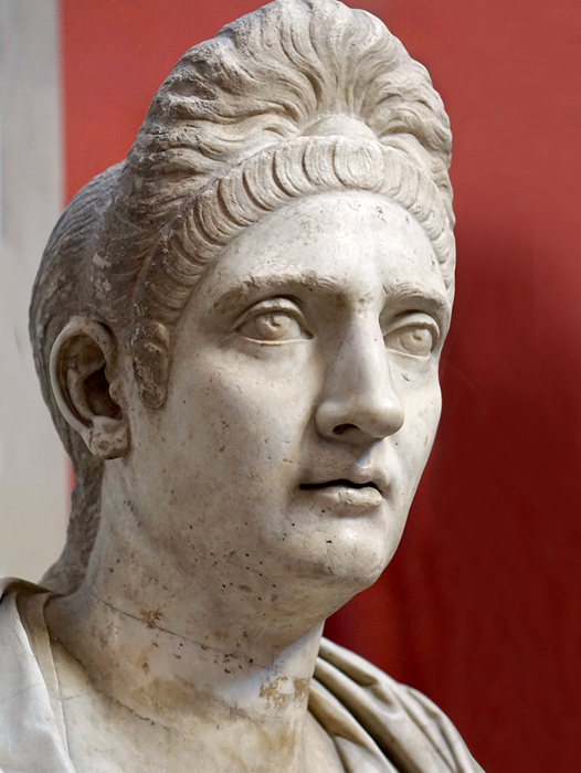 dPompeiaPlotinawasaRomanEmpressandwifeofRomanEmperorTrajan1