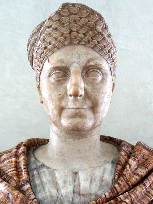 aUlpiaMarcianaeldersisterofTrajan2